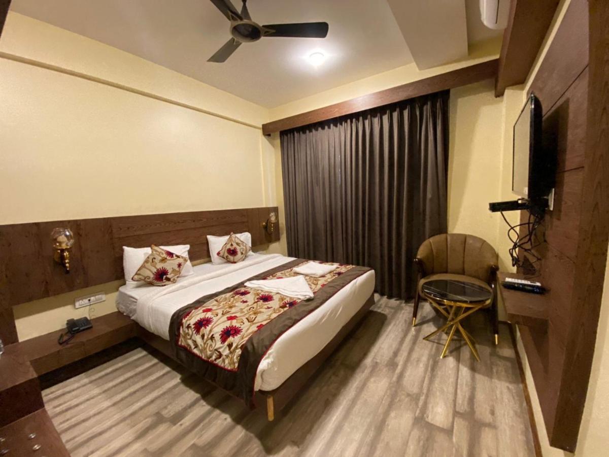 Hotel Green Rooms Srīnagar Dış mekan fotoğraf
