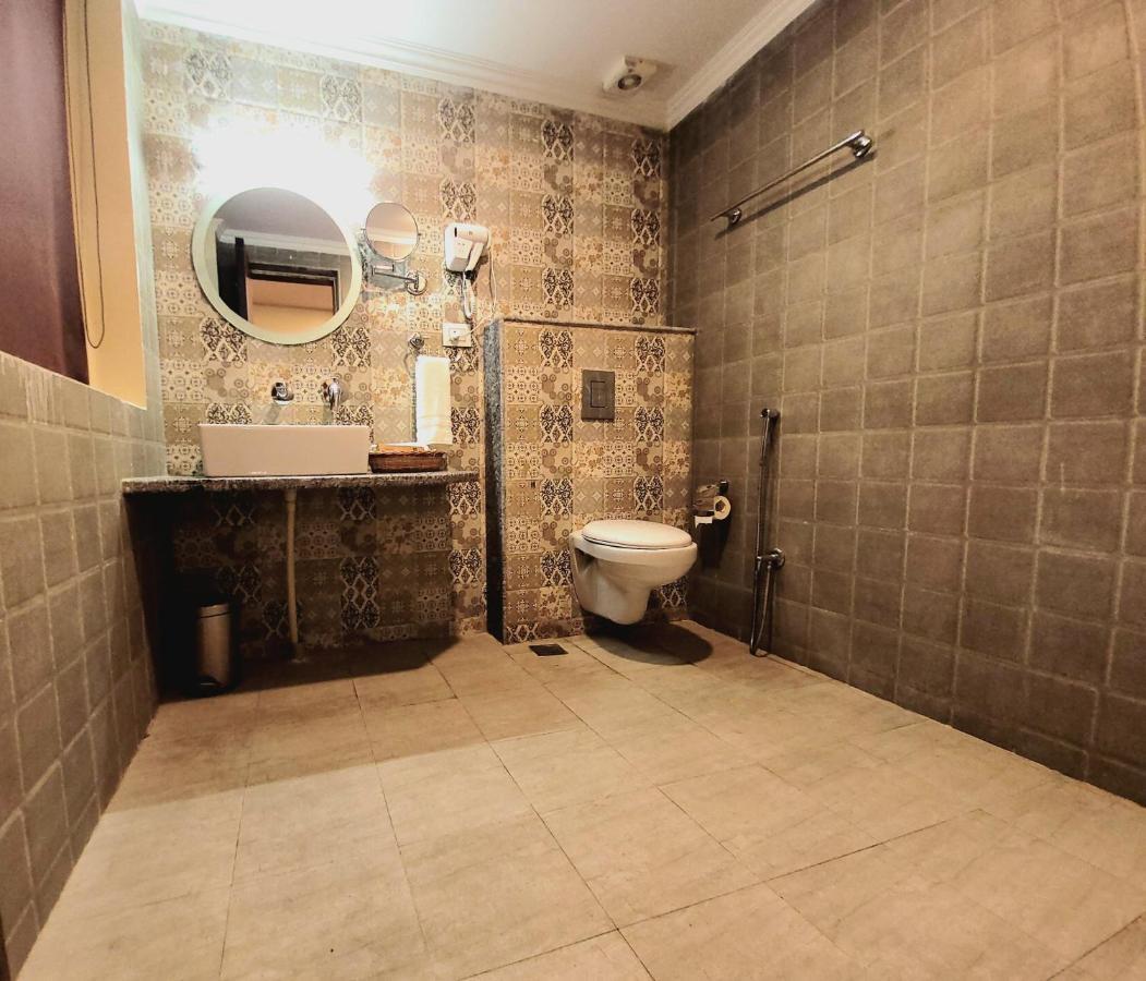 Hotel Green Rooms Srīnagar Dış mekan fotoğraf